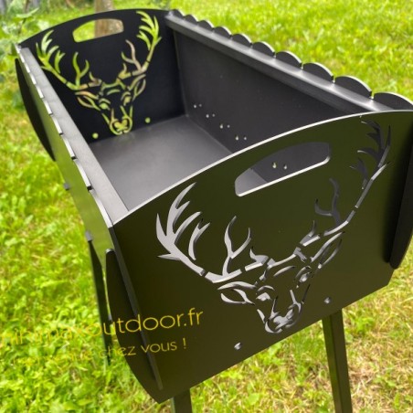Barbecue fixe cerf