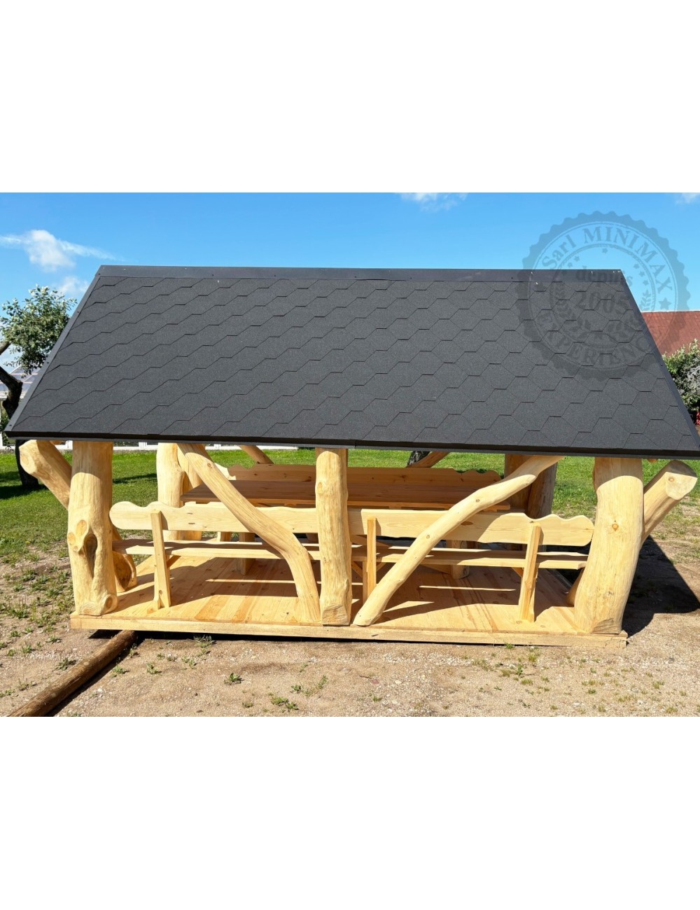 Pavillon TROLL 2.4 x 4 m